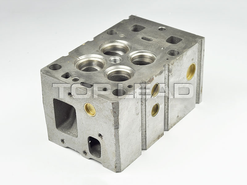 SINOTRUK HOWO Engine Cylinder Head Assembly AZ1540040002