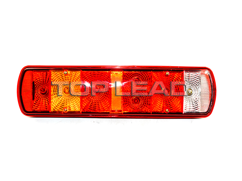 Rear Combination Lamp（Right）