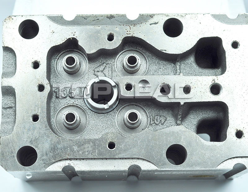 HOWO Cylinder Head Assembly AZ1540040002