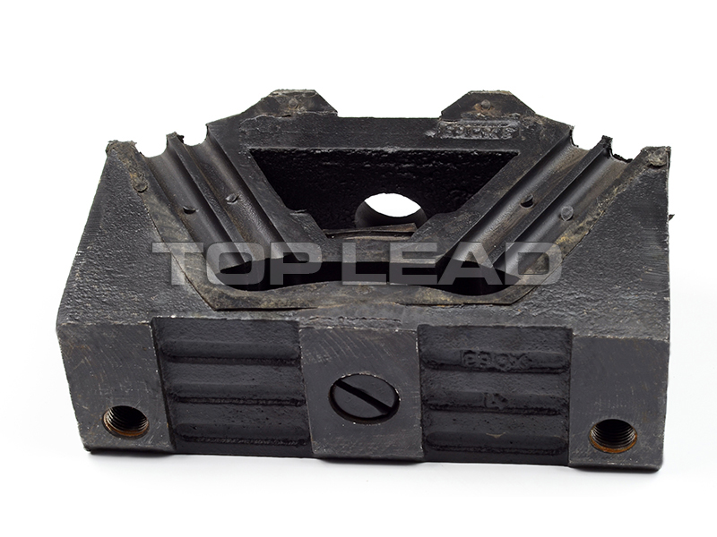 Rear engine support - Spare Parts for SINOTRUK HOWO Part No.:WG9725592131
