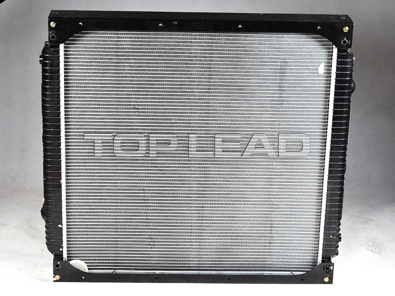 SINOTRUK HOWO Radiator (aluminum) WG9725530011