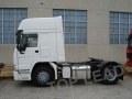 SINOTRUK HOWO 4x2 Tractor Truck with two bunks, 2 Axle Hrailer Head, Truck Head Tractor
