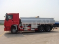 Best Selling SINOTRUK HOWO 6x4 Oil Tank Truck, 18M3 Fuel Tanker Truck, Oil Diesel Transport Tank Truck
